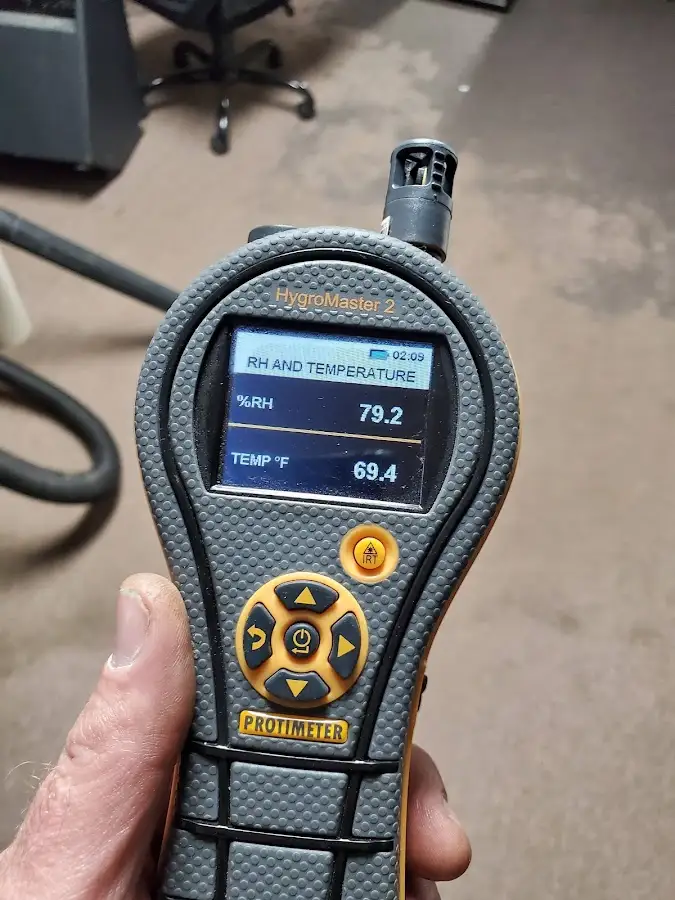 Moisture meter humidity assessment for Fire & Smoke Damage Restoration in Milan